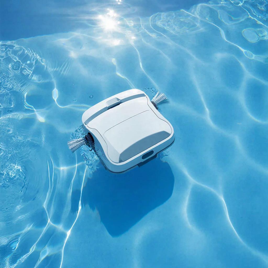 Когда вода молчит, а дно чисто: как роботы-пылесосы для бассейна превратили нашу рутину в ритуал